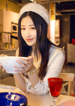 不擅长雪女与诅咒戒指免费下拉式